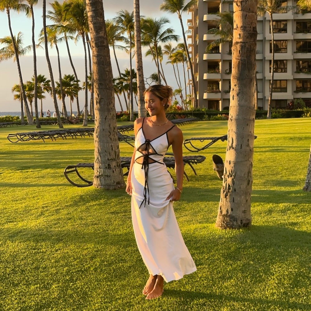 Elegant White Maxi Dress